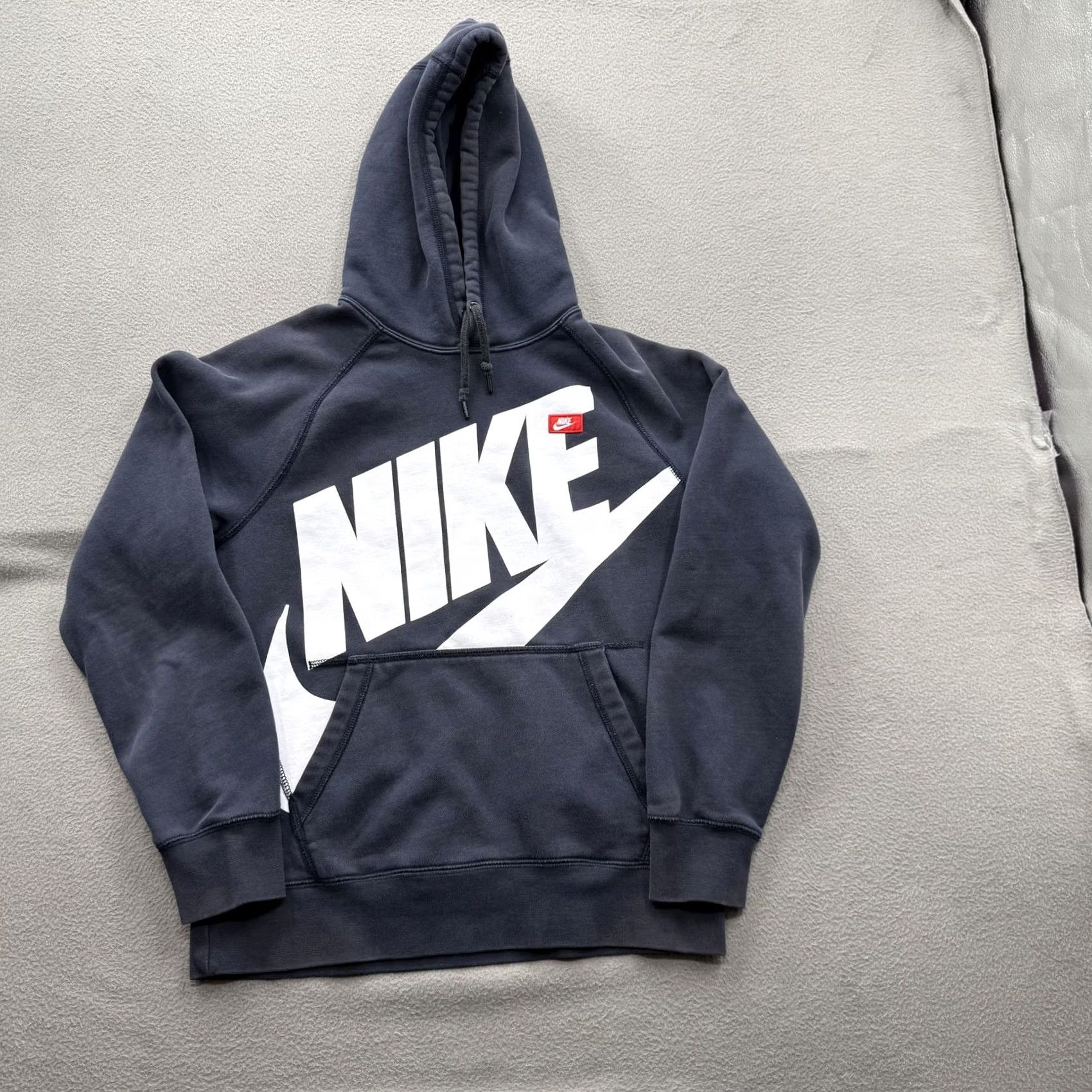 Nike Nike Hoodie Mens Small Blue Pullover Fleece Sweatshirt Big Logo Graphic Size US S / EU 44-46 / 1 - 2 Thumbnail