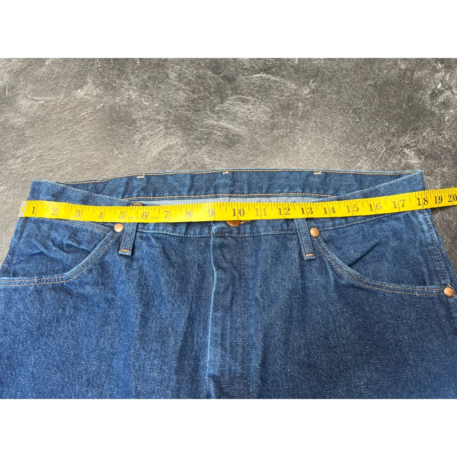 Wrangler VINTAGE Wrangler Jeans Men's 34x33 Western Denim Pants Blue 13MWZ Cowboy 90s Fit Size US 34 / EU 50 - 3 Thumbnail