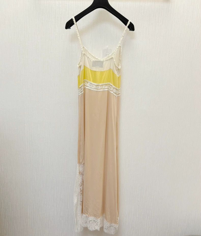 Gucci GucciSilk dress 2503-Nextarrow Size XS / US 0-2 / IT 36-38 - 2 Thumbnail