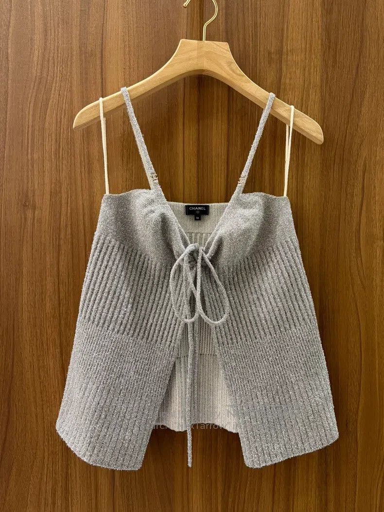 Chanel Chanel 22A high-end handicraft workshop silver cardigan si Size XS / US 0-2 / IT 36-38 - 1 Thumbnail