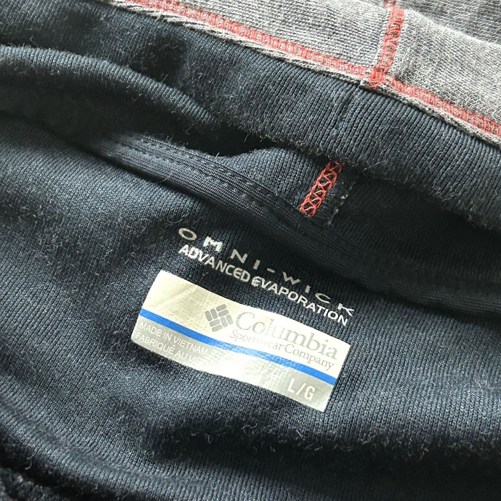 Vintage Columbia Hoodie Mens Large Gray Omni-Wick Full Zip Lightweight Sweatshirt Size US L / EU 52-54 / 3 - 3 Thumbnail