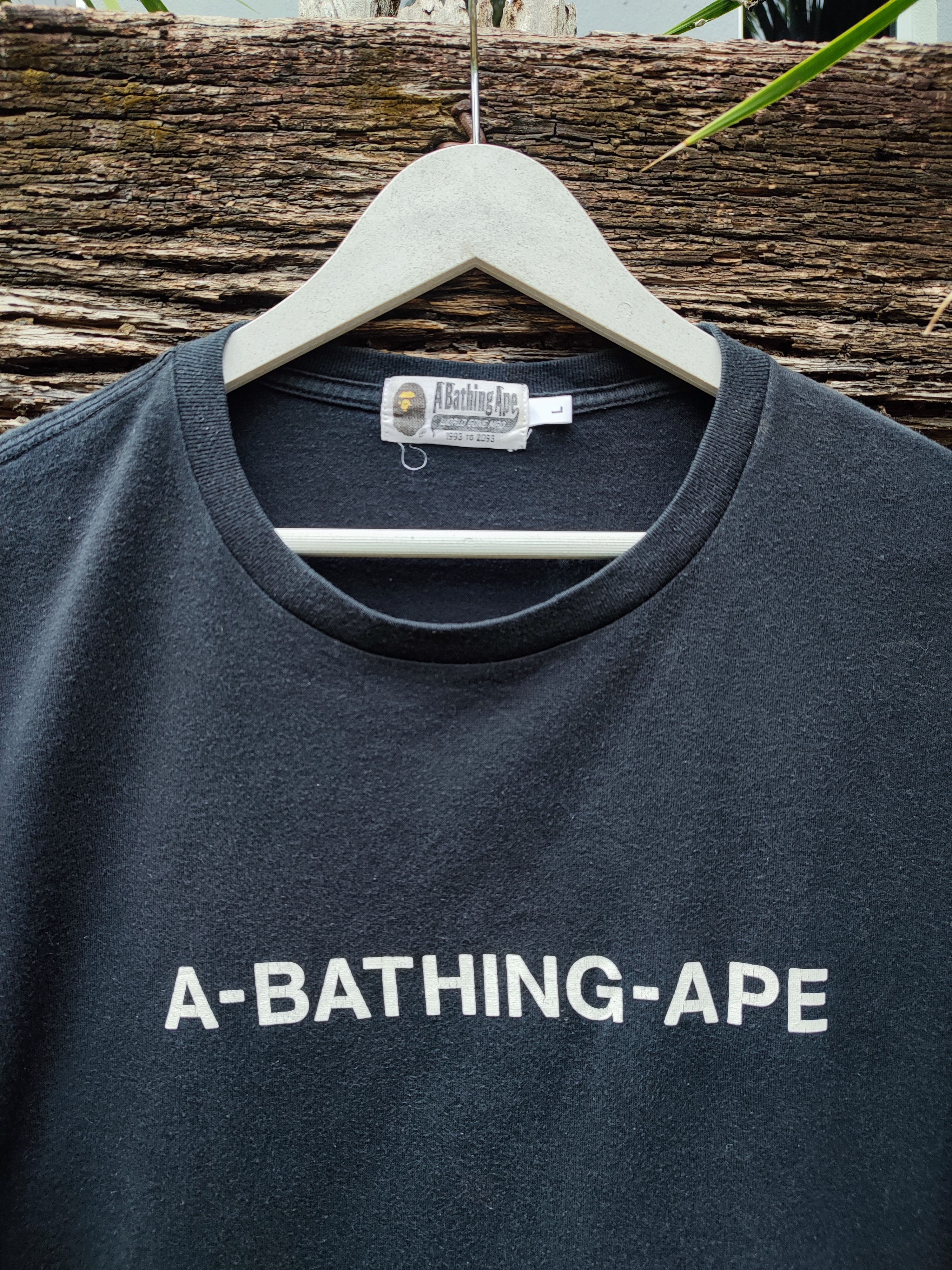 Bape A Bathing Ape World Gone Mad Tshirt Size US L / EU 52-54 / 3 - 3 Thumbnail