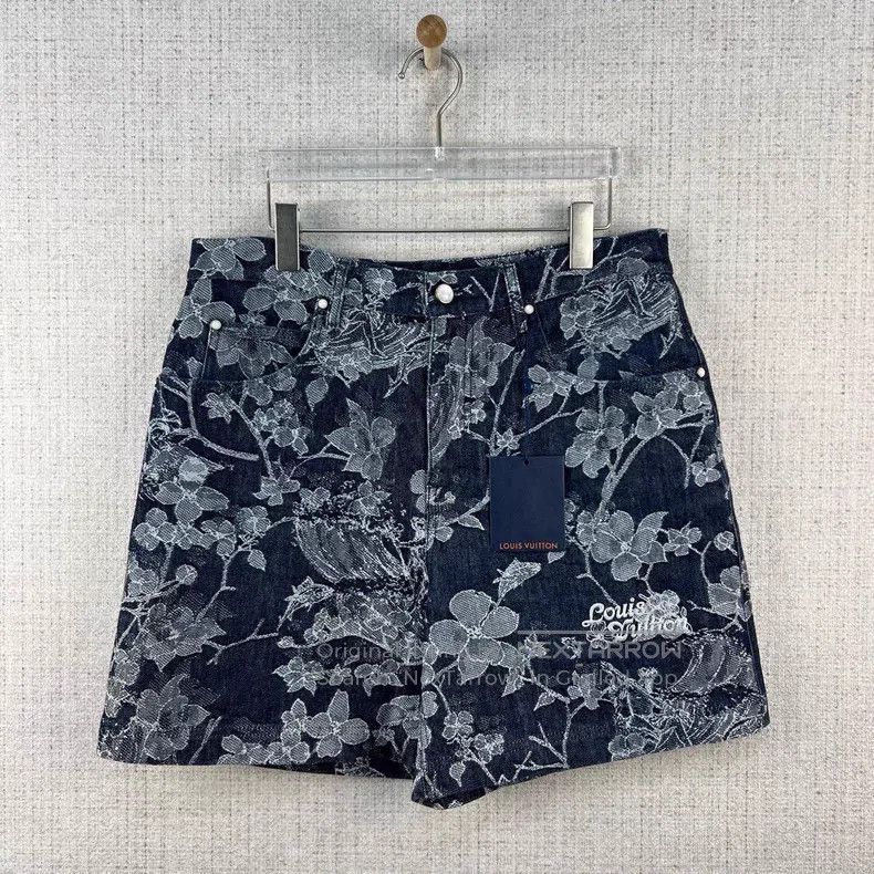 Louis Vuitton FW25 Floral Jacquard Button Denim Shorts