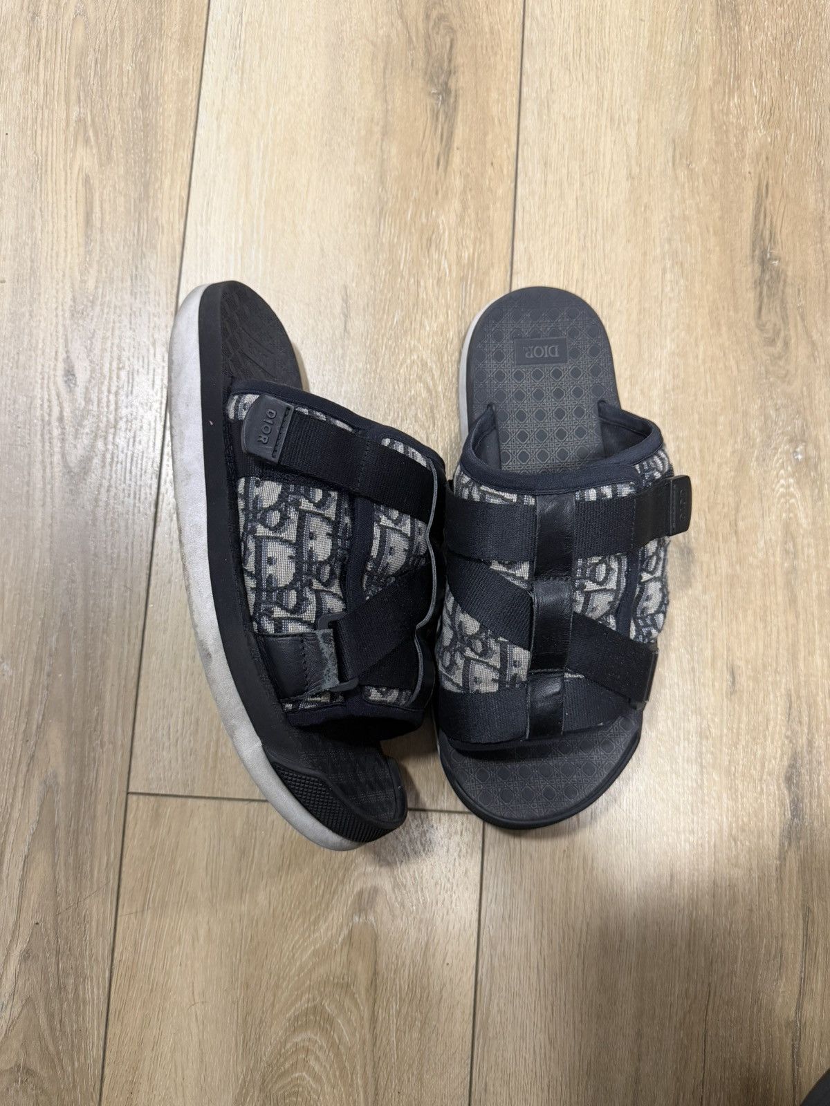 Dior Dior alpha oblique slides size 42 Size US 9 / EU 42 - 1 Thumbnail