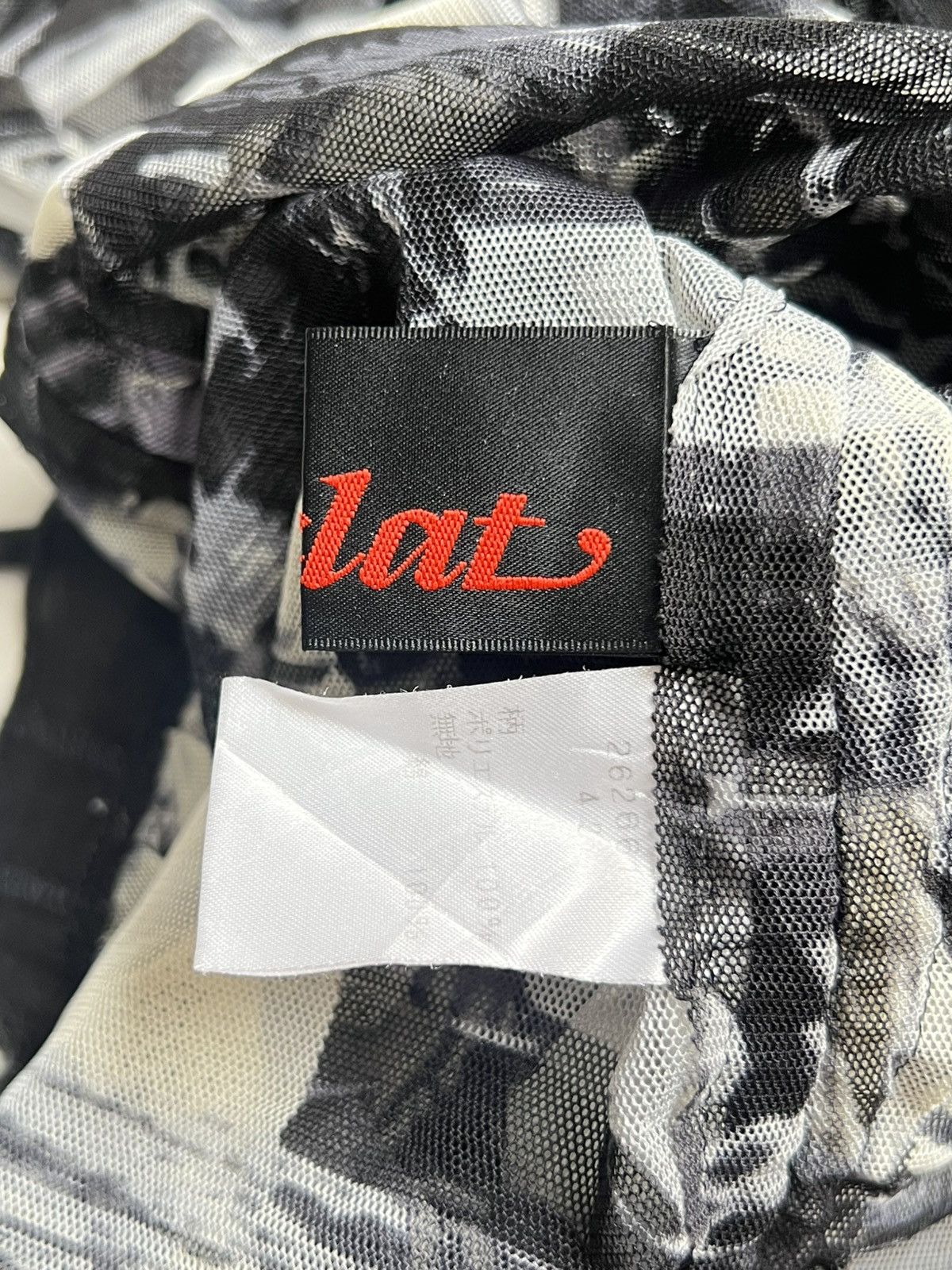 Other E-CLAT Printed Motive Rostchild Mesh T-shirt Size S / US 4 / IT 40 - 12 Thumbnail