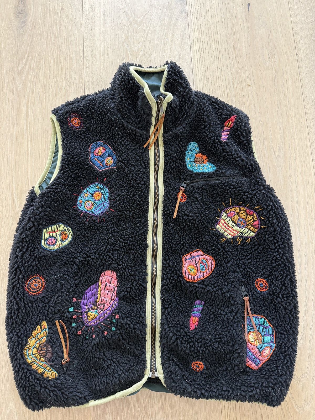 KAPITAL reversible vest