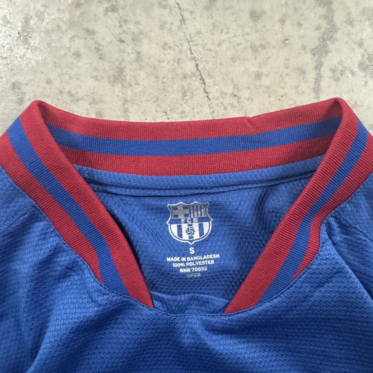 Vintage FC Barcelona Blue Soccer Jersey S Size US S / EU 44-46 / 1 - 3 Thumbnail