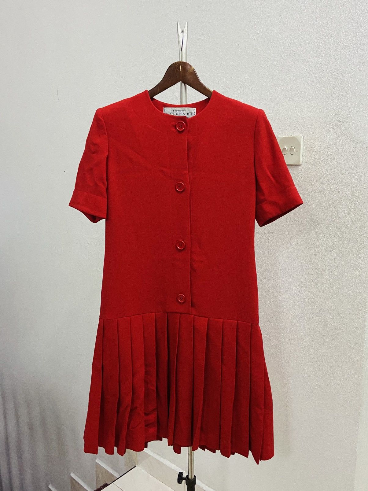 Givenchy GIVENCHY RED PLEATED SHIFT MIDI DRESS Size S / US 4 / IT 40 - 1 Thumbnail