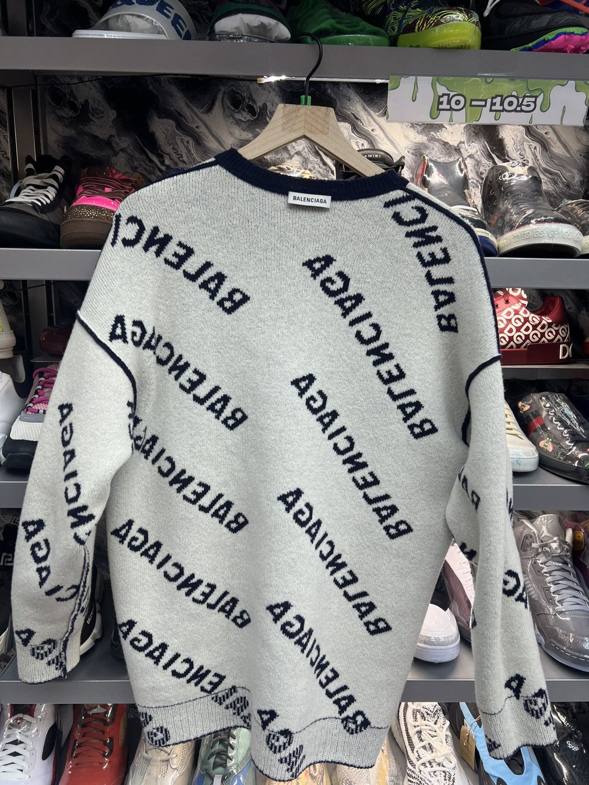 Balenciaga Balenciaga Logo Crewneck Size US L / EU 52-54 / 3 - 8 Thumbnail