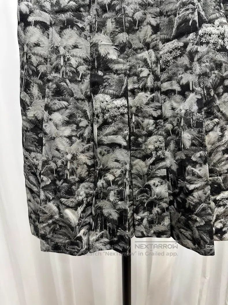Dries Van Noten DRIES VAN NOTEN Floral Half Skirt Size 33" - 5 Thumbnail