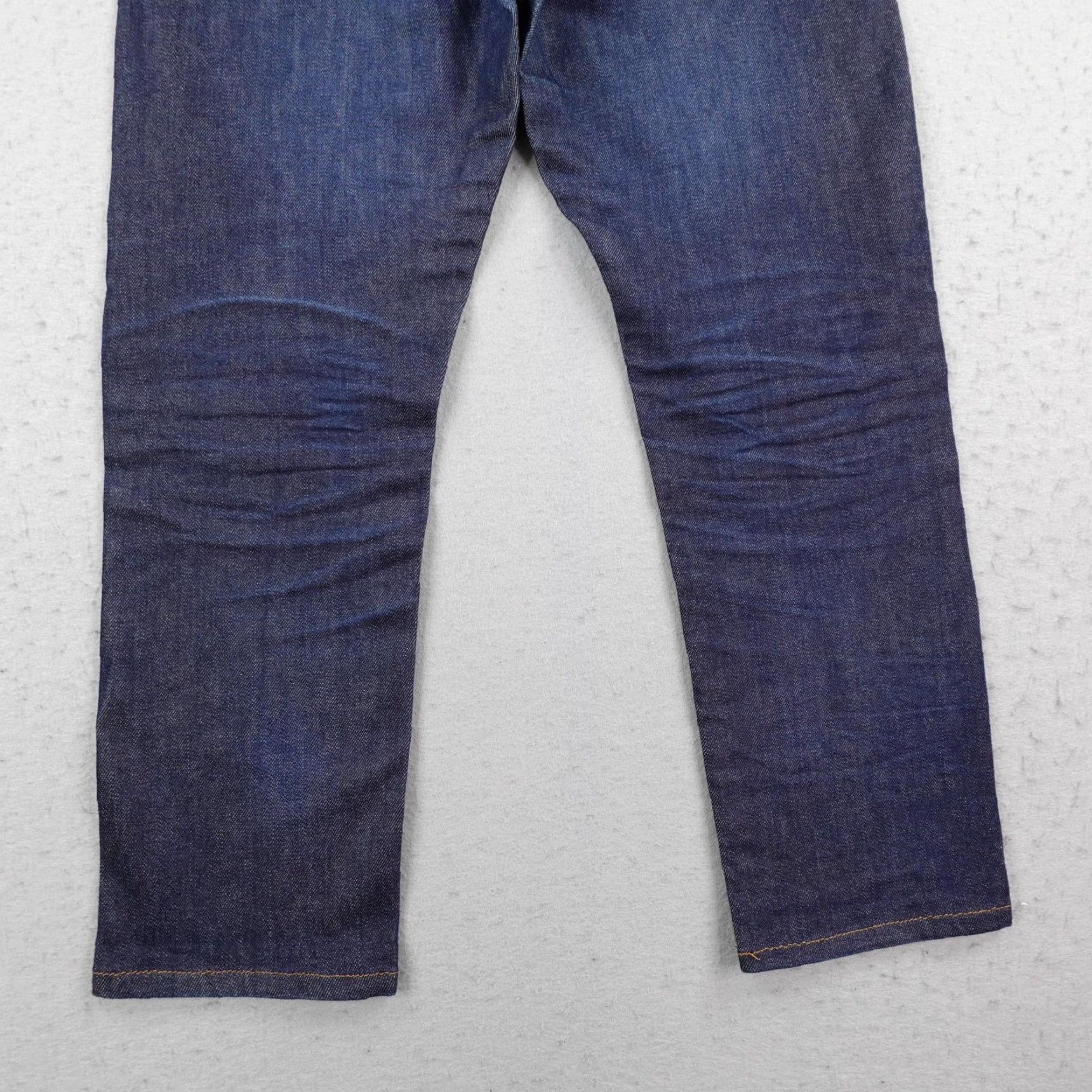 Uniqlo Uniqlo Jeans Mens 33x32 Blue Kaihara Selvedge Slim Straight Low Rise Faded Jeans Size US 33 - 7 Thumbnail