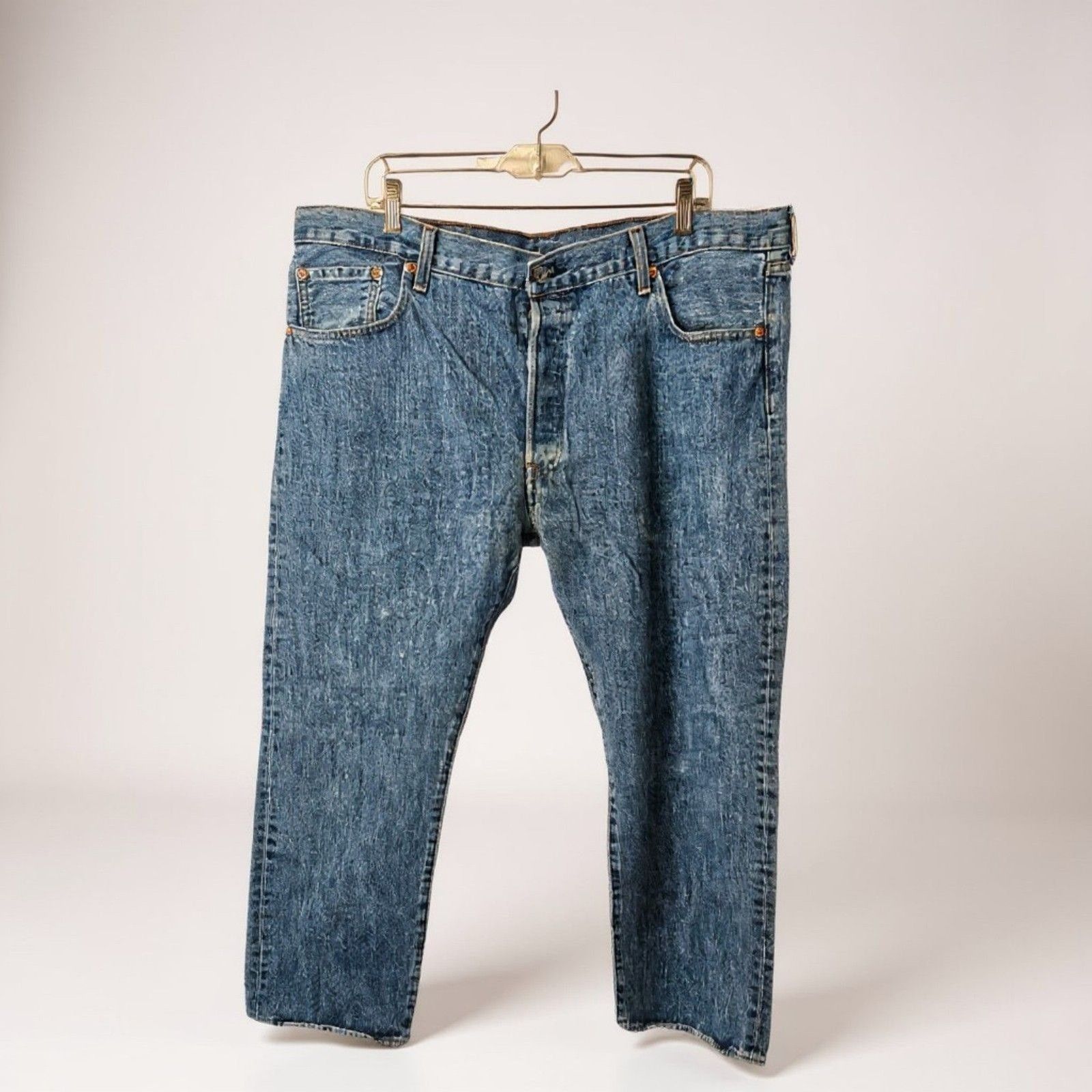 Levi's Men's Levi Strauss & Co. 501 Button Fly Jeans -- ITEM #3322 Size US 40 / EU 56 - 3 Thumbnail