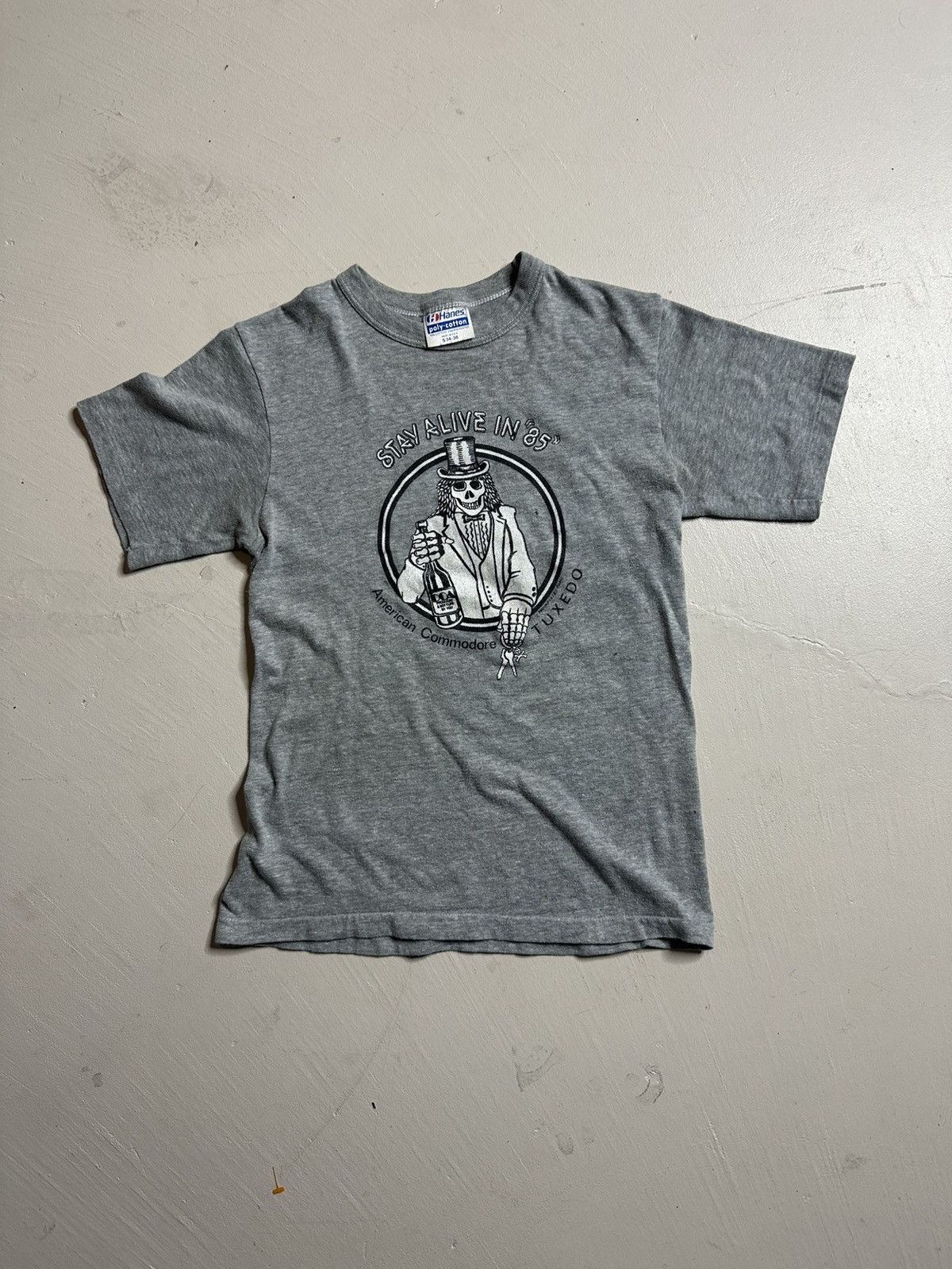 Vintage Vintage 80s Hanes American Commodore Graphic T Shirt Size US S / EU 44-46 / 1 - 1 Thumbnail