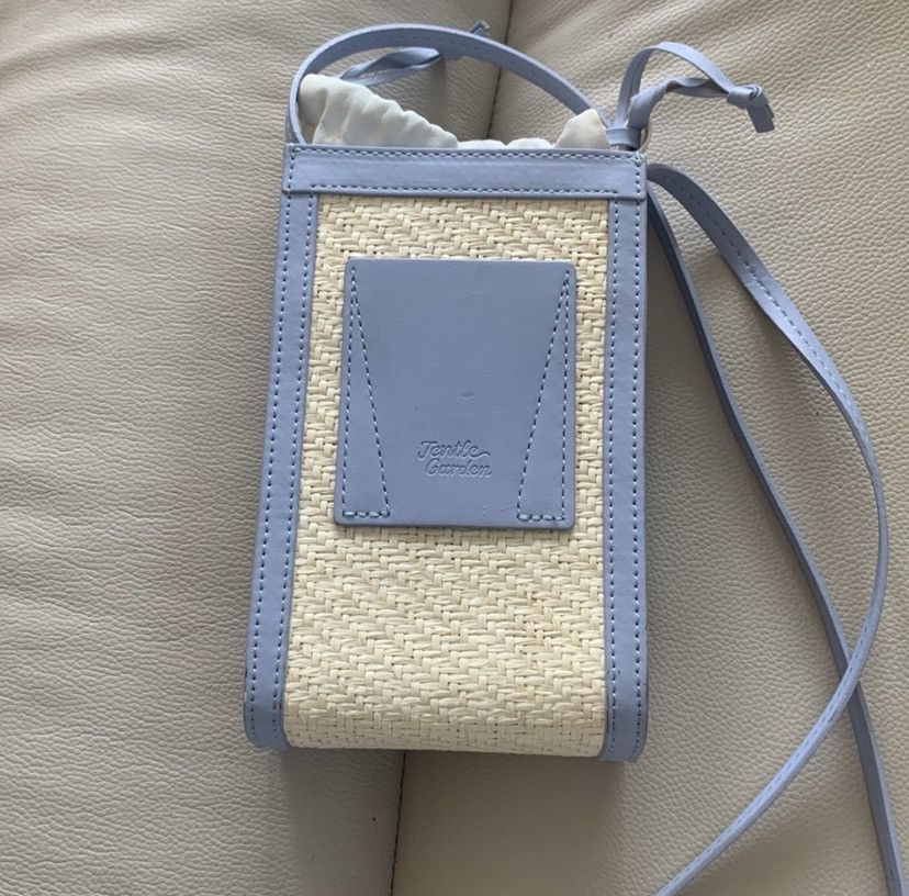 Gentle Monster GENTLE MONSTER X JENNIE JENTLE GARDEN CROSSBODY BAG Size ONE SIZE - 2 Thumbnail