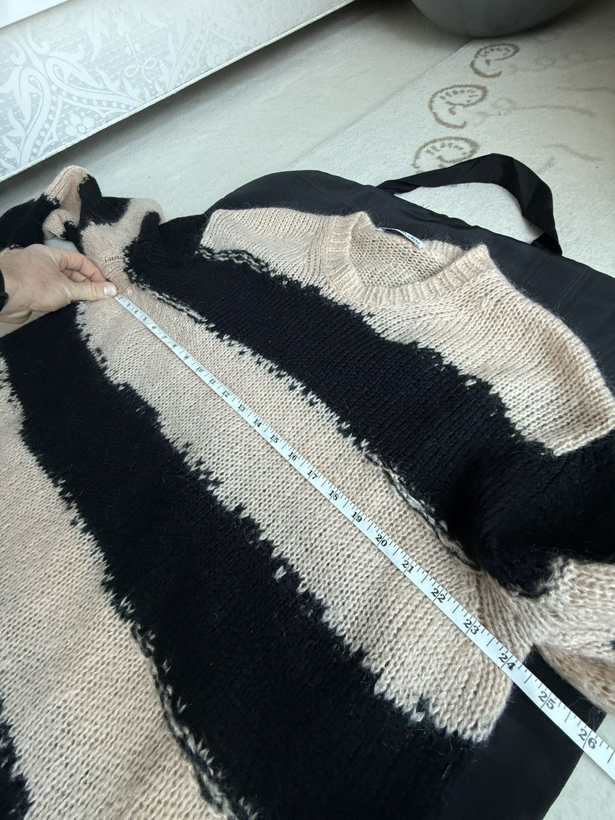 Acne Studios Acne Studios mohair knit sweater distressed grail Size US L / EU 52-54 / 3 - 4 Thumbnail