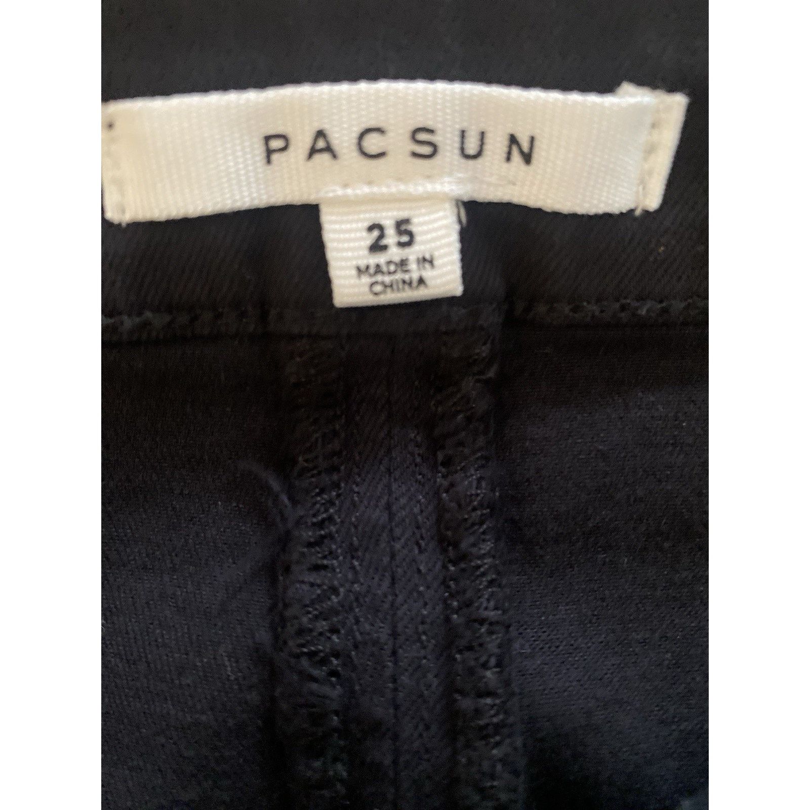 Pacsun Pacsun soft above knee blk snap skirt sz 25 NWT Size 25" / US 0 / IT 36 - 7 Thumbnail