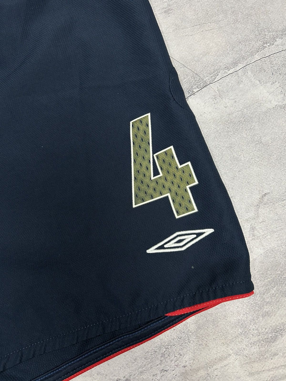 Umbro Umbro England 2007 Home Short Navy Blue Size US 34 / EU 50 - 4 Thumbnail