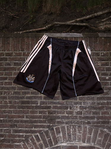 Adidas Vintage Newcastle city 2007 short adidas Size US 36 / EU 52 - 1 Thumbnail