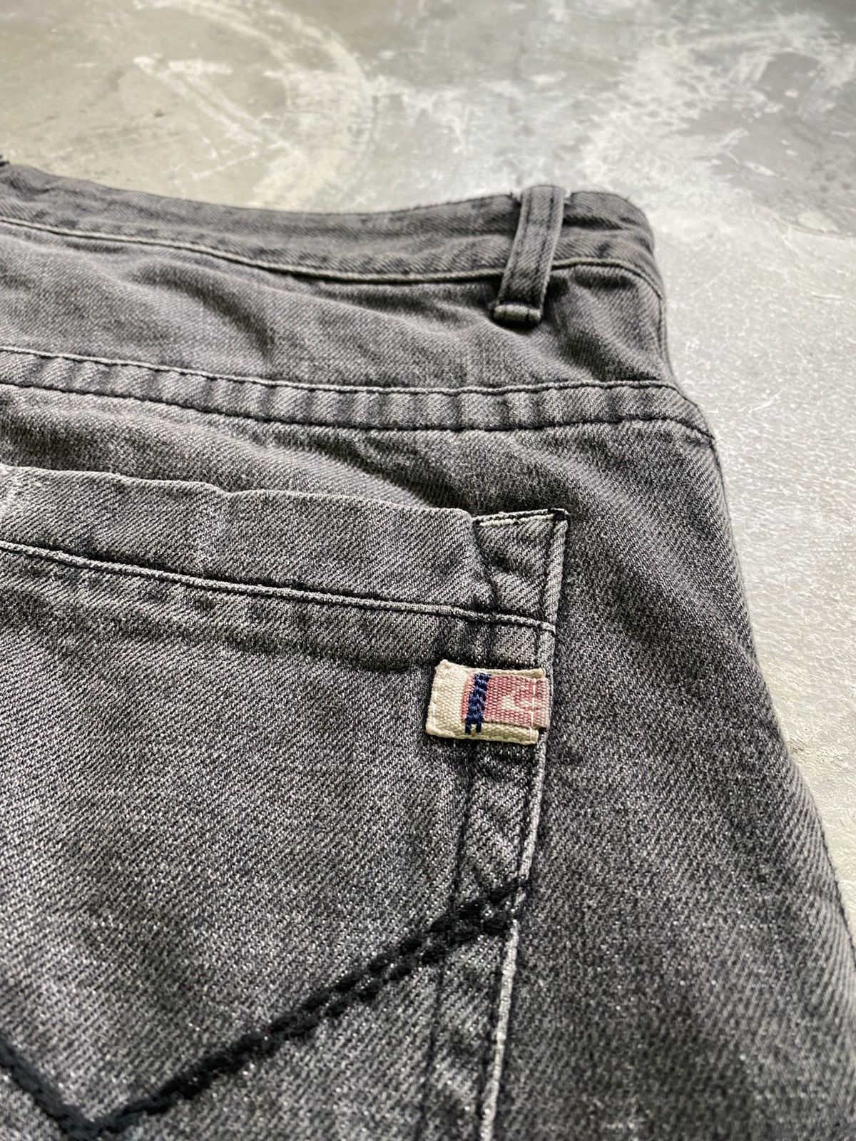 Quiksilver × Vintage Vintage Quiksilver Emberoidery Spellout Denim Short Pants Size US 33 - 6 Thumbnail