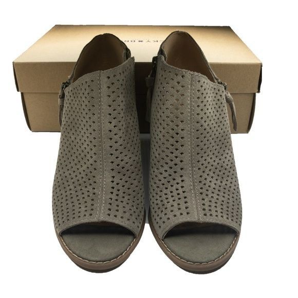 Lucky Brand Lucky Brand Peep Toe Perforated Wedge Booties Size US 7.5 / IT 37.5 - 3 Thumbnail