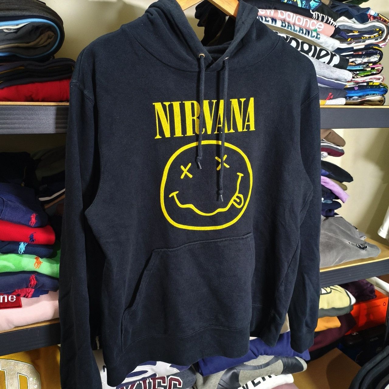 Band Tees Nirvana Yellow Grunge Face Pullover Hoodie Size US M / EU 48-50 / 2 - 2 Thumbnail