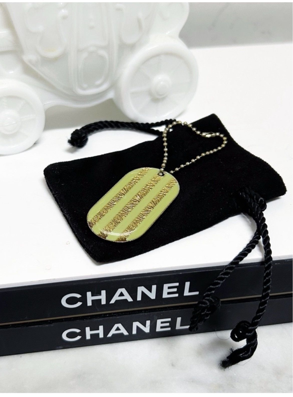 Chanel Authentic CHANEL Vintage Stripe Dog Tag Keychain / Bag Charm Size ONE SIZE - 10 Thumbnail