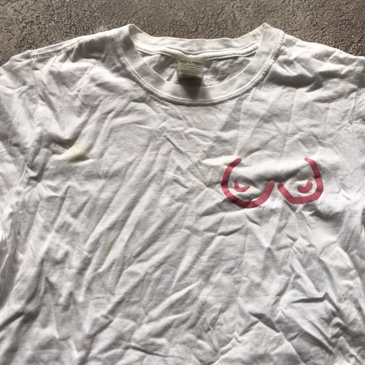 Gildan VINTAGE ADULT FUNNY TEE TITS SEXY MINI LOGO Size US S / EU 44-46 / 1 - 2 Thumbnail