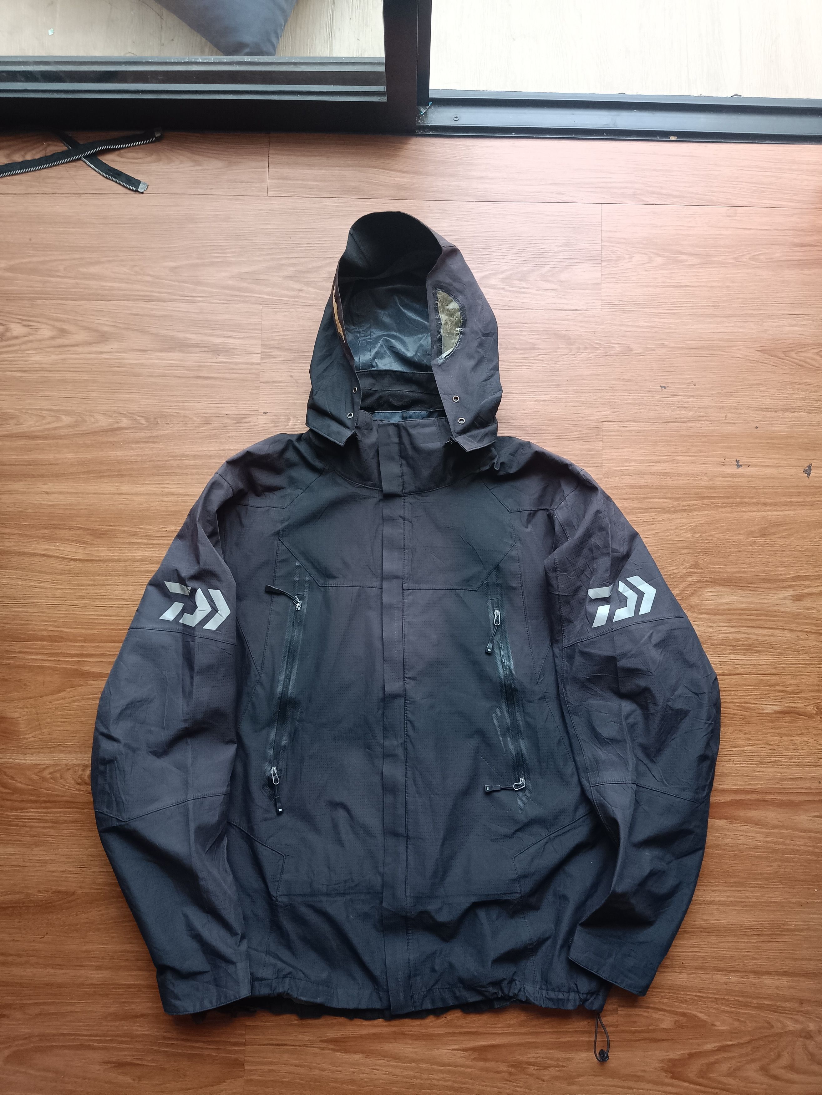 DAIWA PIER39 Daiwa pier39 Size US L / EU 52-54 / 3 - 2 Thumbnail