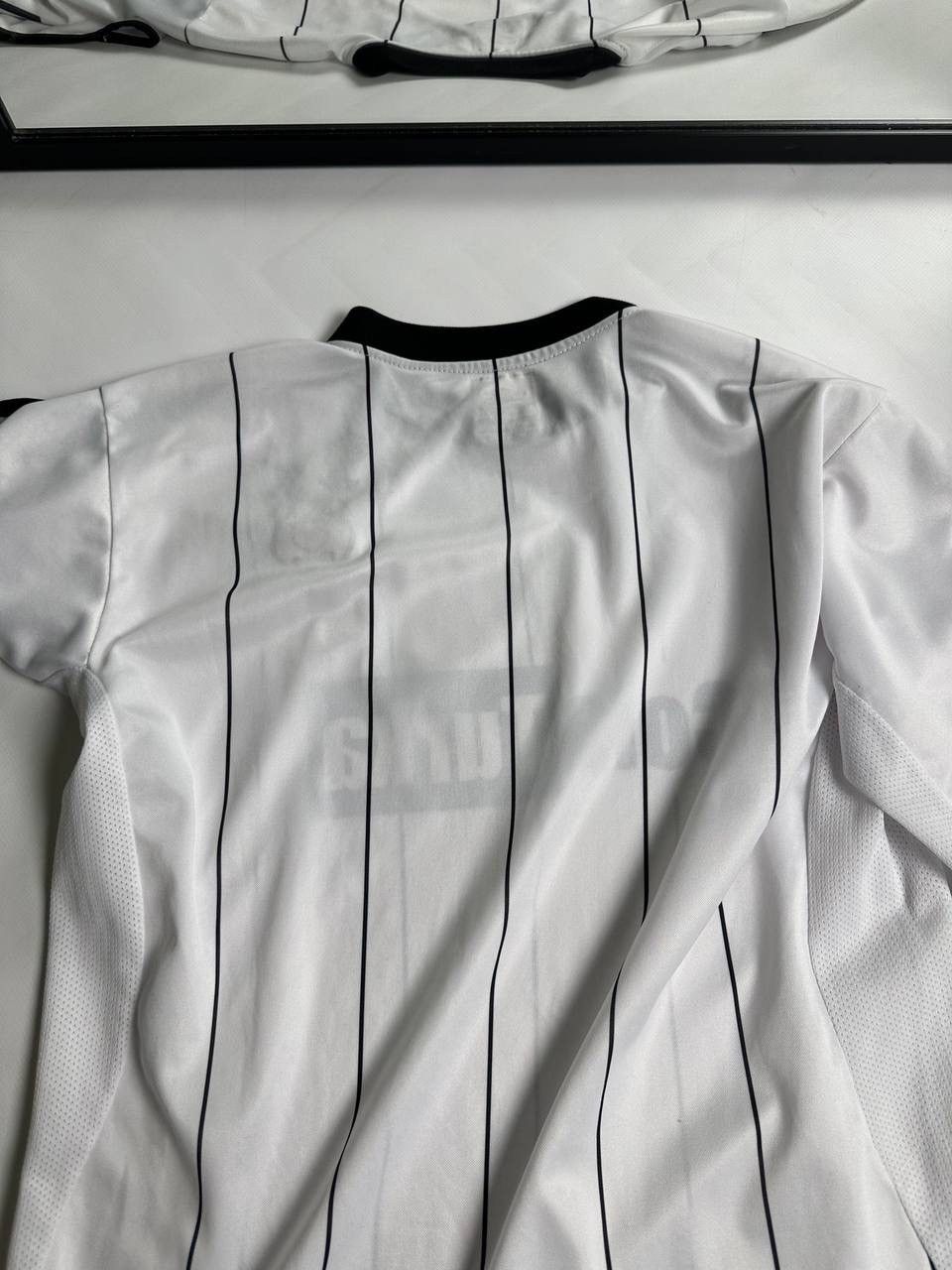 Umbro Umbro FC Besiktas 2008/09 Vintage Soccer Jersey Size US L / EU 52-54 / 3 - 8 Thumbnail