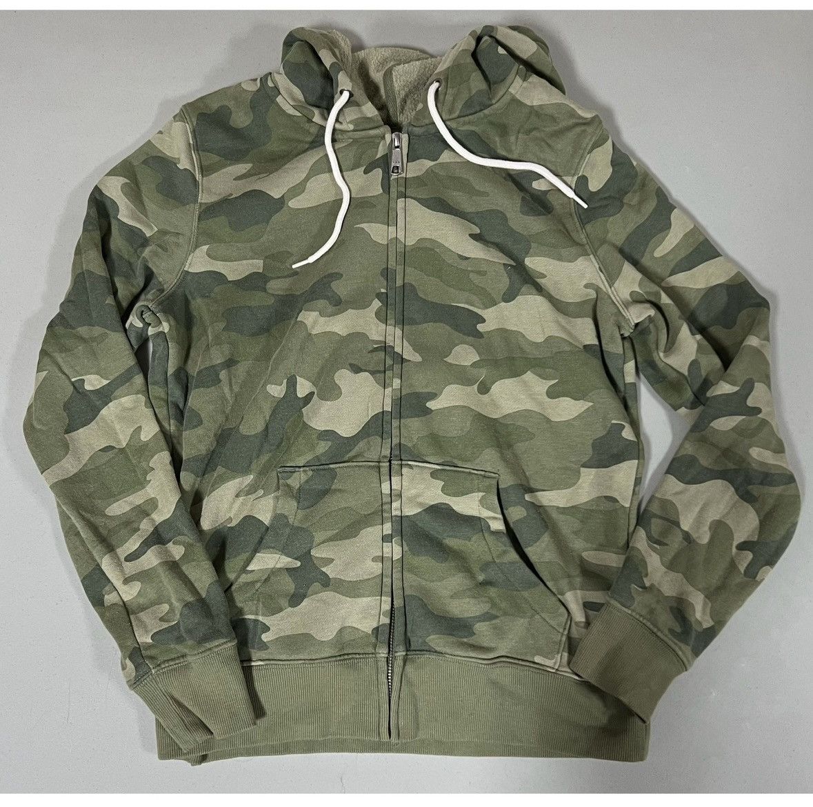 Japanese Brand Olive Camouflage Zipper Sweatshirt Hoodie Outerwear Size S ✨ Size US S / EU 44-46 / 1 - 3 Thumbnail