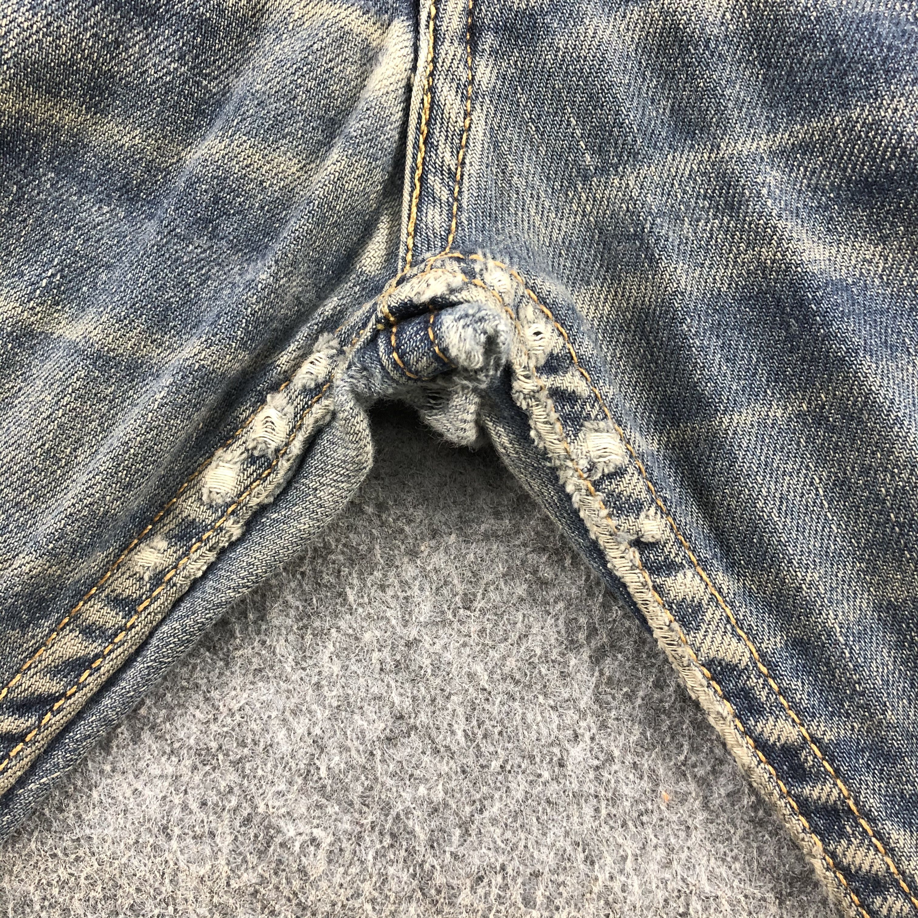 Levi's Vintage Blue Wash Levis 513 Jeans-J1795 Size US 32 / EU 48 - 9 Thumbnail