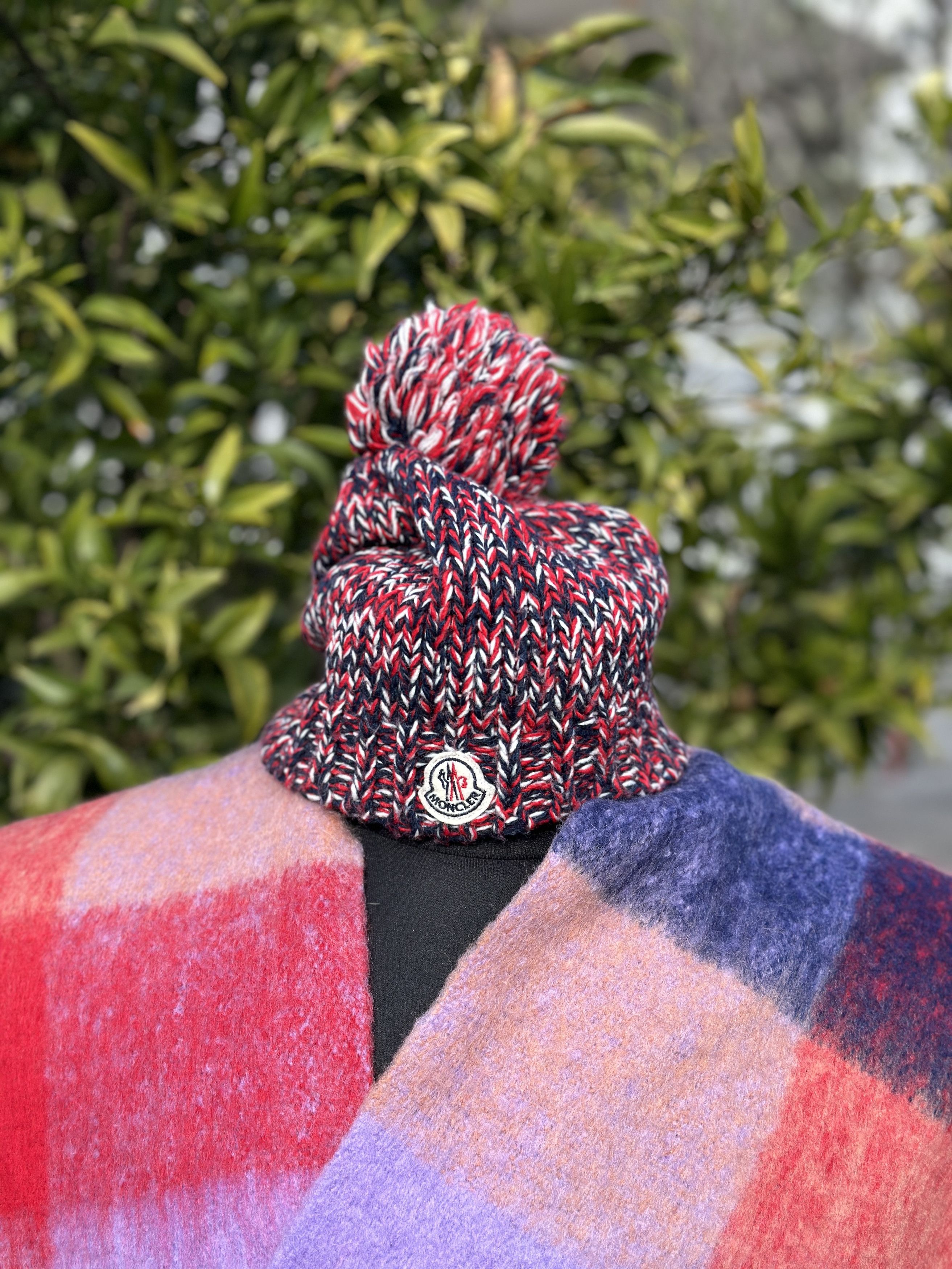Moncler Moncler Berretto Pon-Pon Chunky Knit Beanie Hat Size XXS Size ONE SIZE - 7 Thumbnail