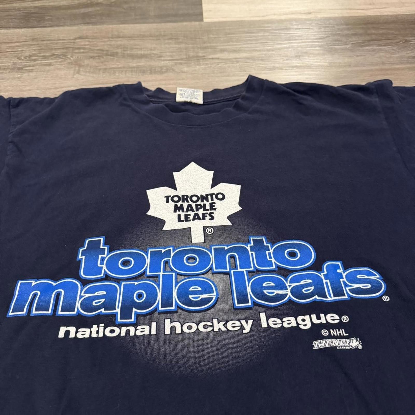 American Trench vintage toronto maple leafs NHL t shirt 90s/00s XL Size US XL / EU 56 / 4 - 2 Thumbnail
