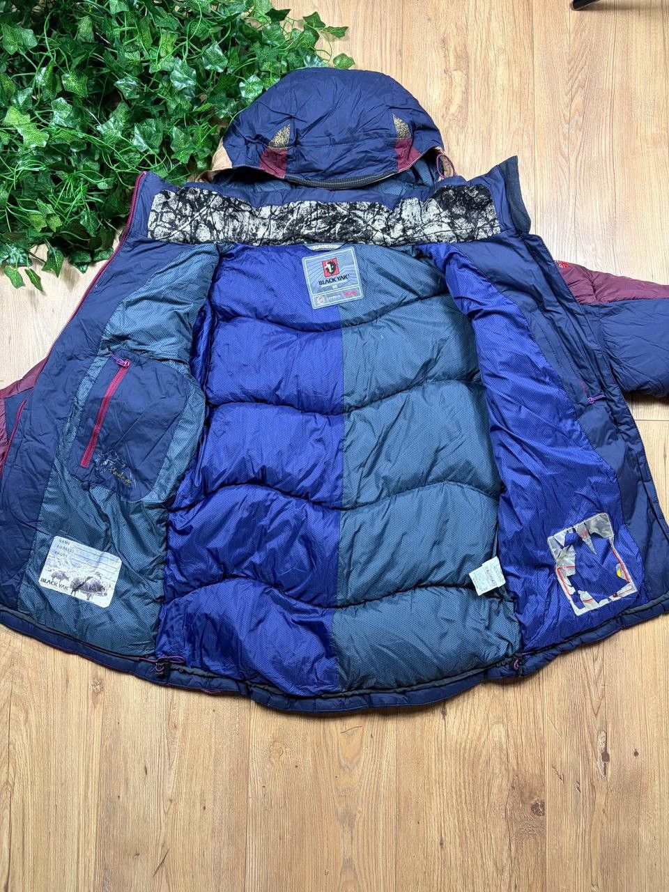 BLACKYAK BLACK YAK NAMASTE PUFFER JACKET Y2K GORPCORE Size US M / EU 48-50 / 2 - 10 Thumbnail