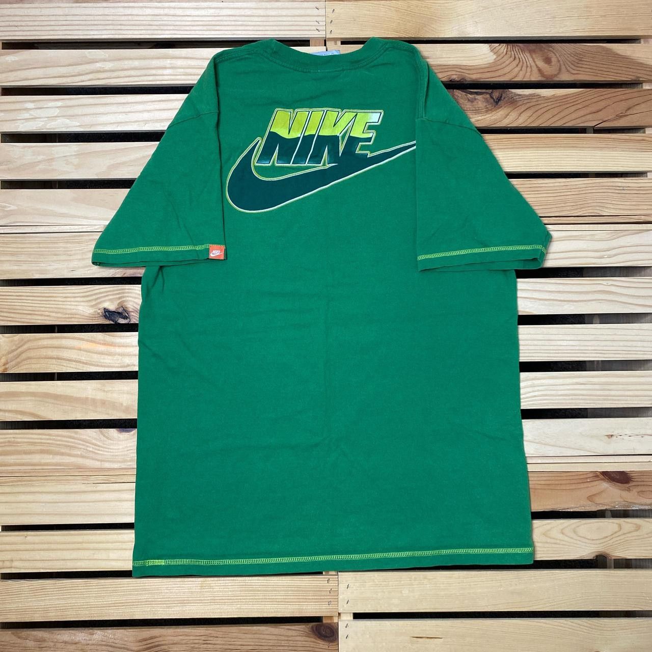 Nike Vintage Nike Green Tee Size Large Size US L / EU 52-54 / 3 - 2 Thumbnail