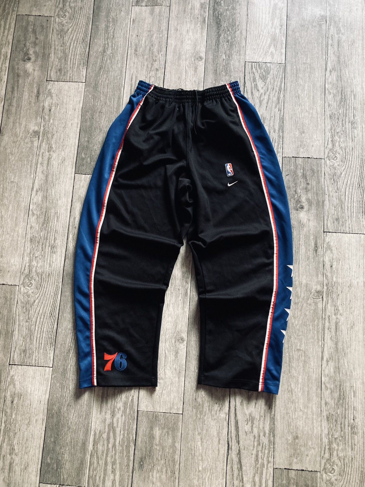 NBA Vintage rare 90’s philadelphia 76ers NBA trackpants L / XL Size US 36 / EU 52 - 1 Thumbnail