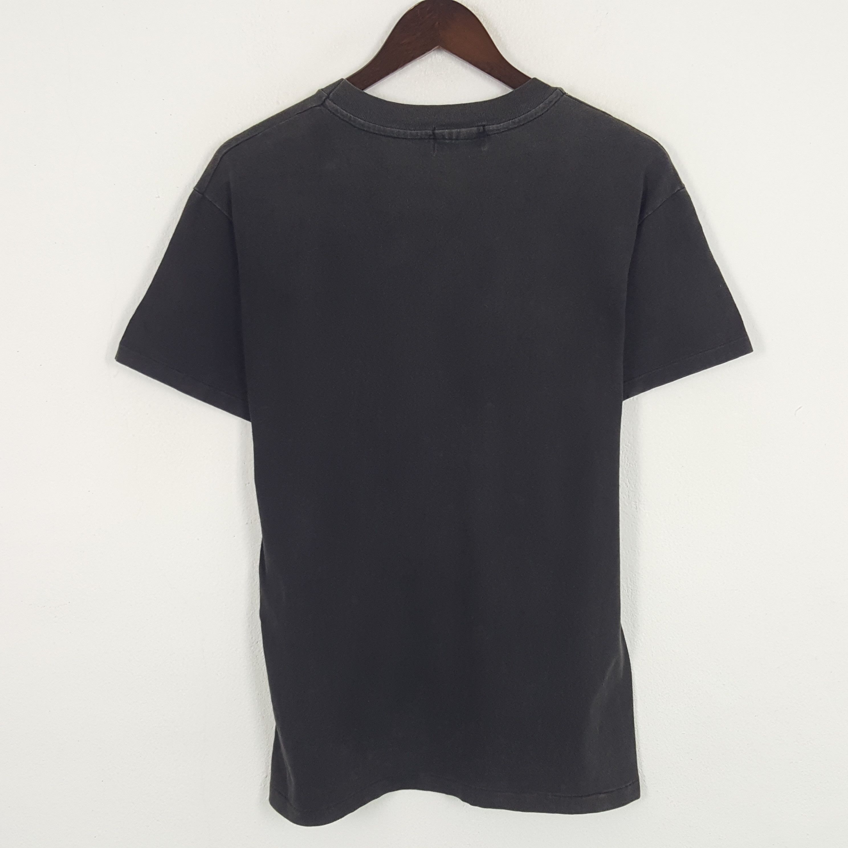 Burberry × Vintage Vintage Burberrys Spell Out Tshirt Size US M / EU 48-50 / 2 - 3 Thumbnail
