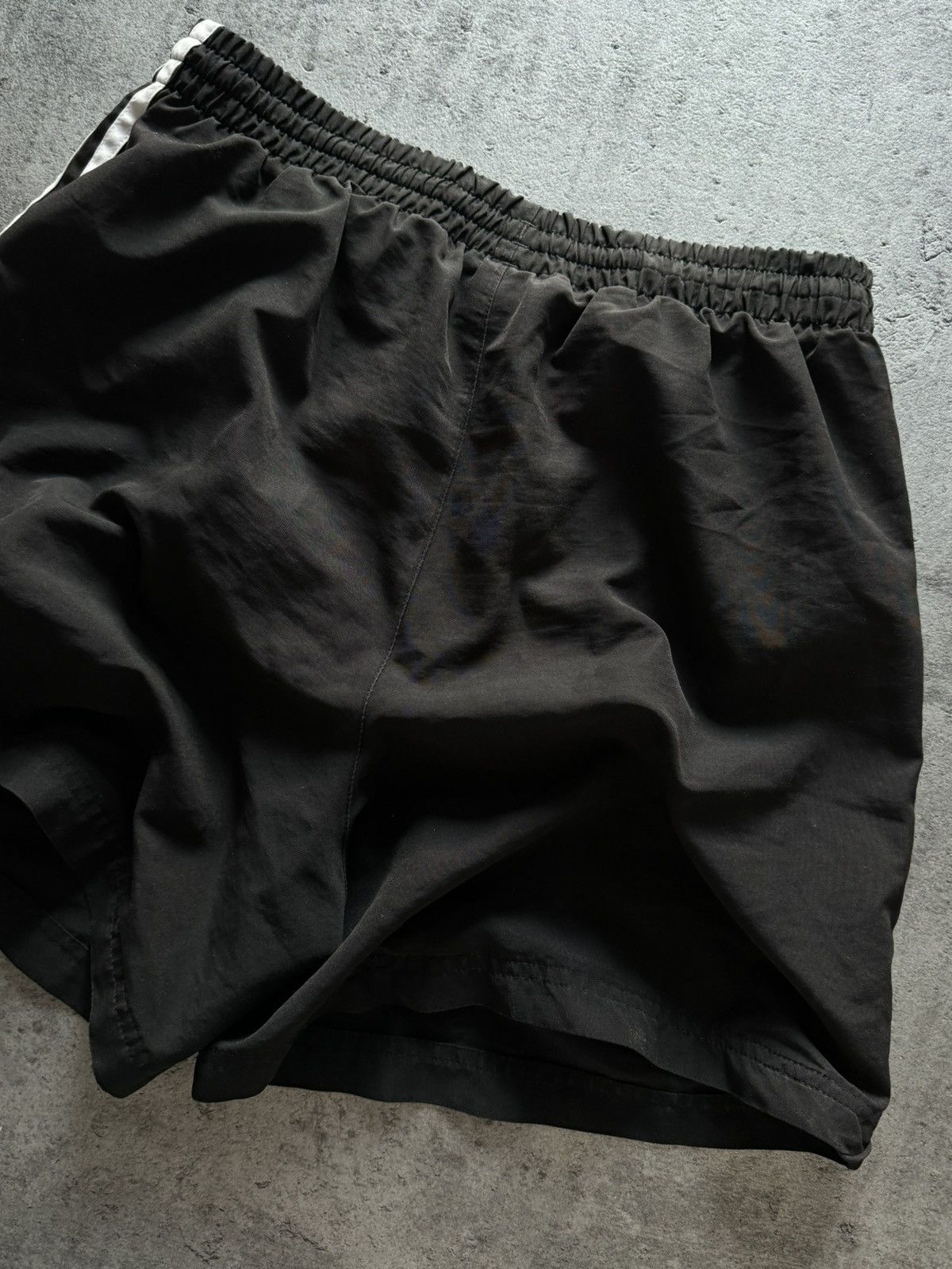 Adidas × Vintage Vintage Y2K Adidas Pinterest Shorts Streetwear 90s Size US 32 / EU 48 - 11 Thumbnail