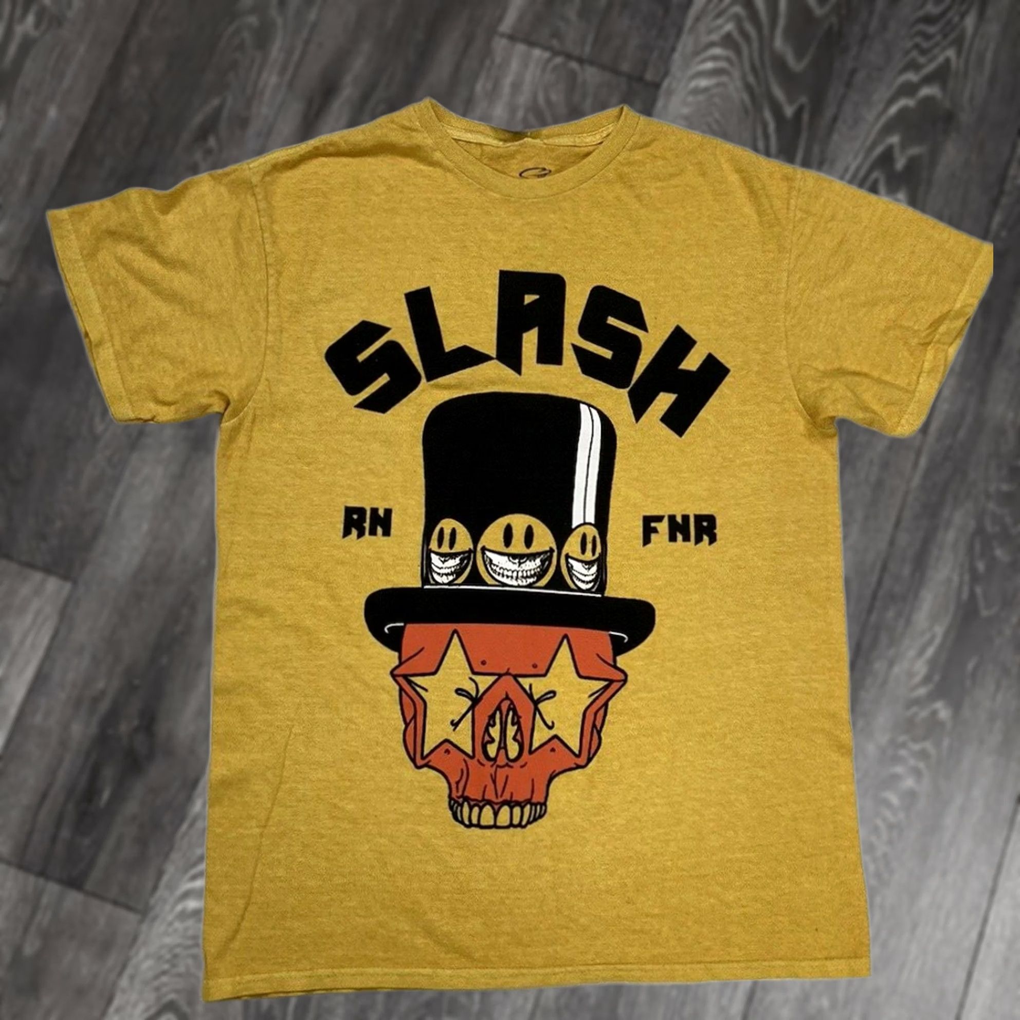 Vintage Slash RN FHR Graphic T-shirt Women Medium Yellow Short Sleeve Music Shirt Size M / US 6-8 / IT 42-44 - 1 Thumbnail