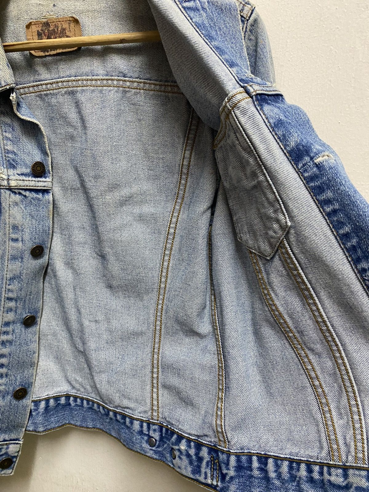 Levi's Vintage Clothing Levi's Faded Denim Jaket Size US XS / EU 42 / 0 - 13 Thumbnail