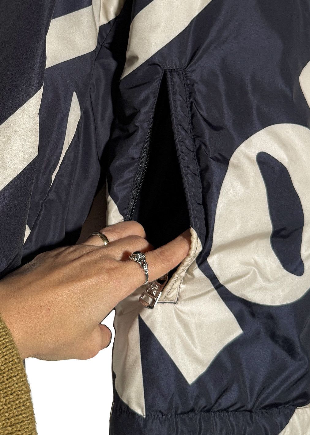 Moncler Moncler Navy Blue Logo Bert Down Jacket Size US M / EU 48-50 / 2 - 5 Thumbnail