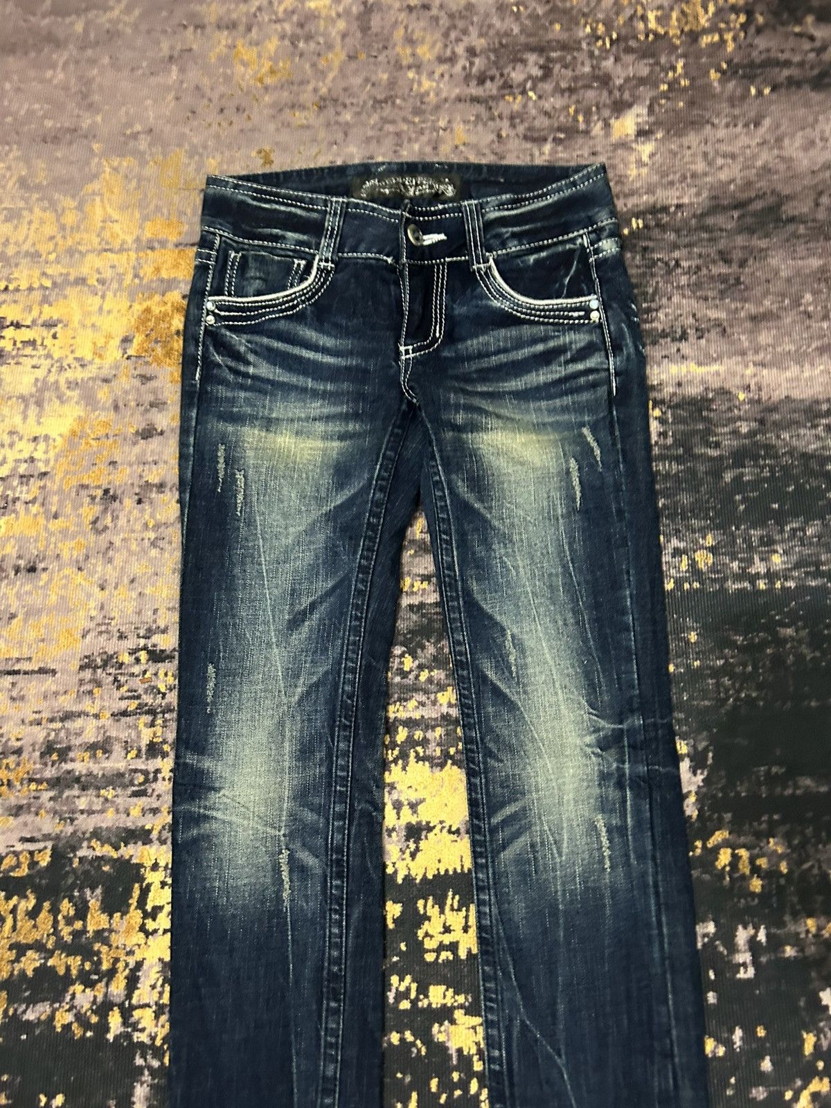 Tornado Mart Red Pepper Pegasus Embroidered Pocket Back Slim Jeans Size US 29 - 6 Thumbnail