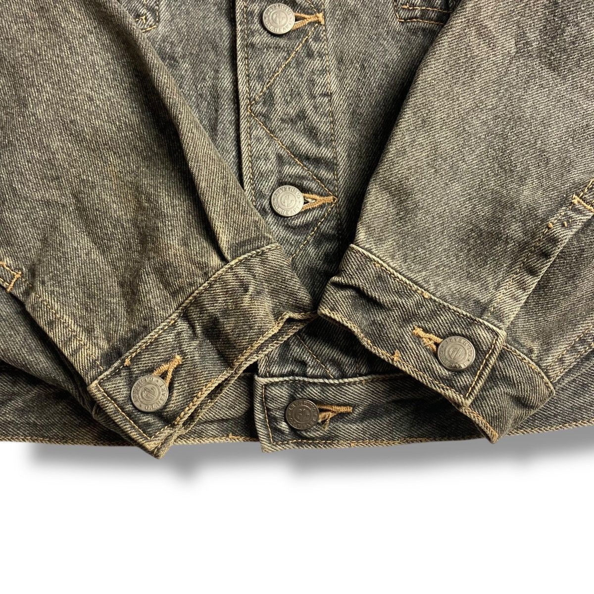 Hysteric Glamour 🇯🇵 VINTAGE GL HEART CROPPED WASHED DENIM JACKET Size US M / EU 48-50 / 2 - 8 Thumbnail