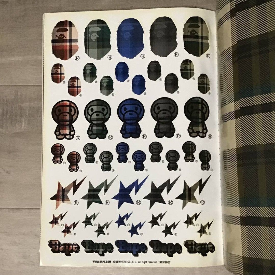 Bape BAPE 2007 Mook book magazine a bathing ape NIGO Pharrell Size ONE SIZE - 3 Thumbnail