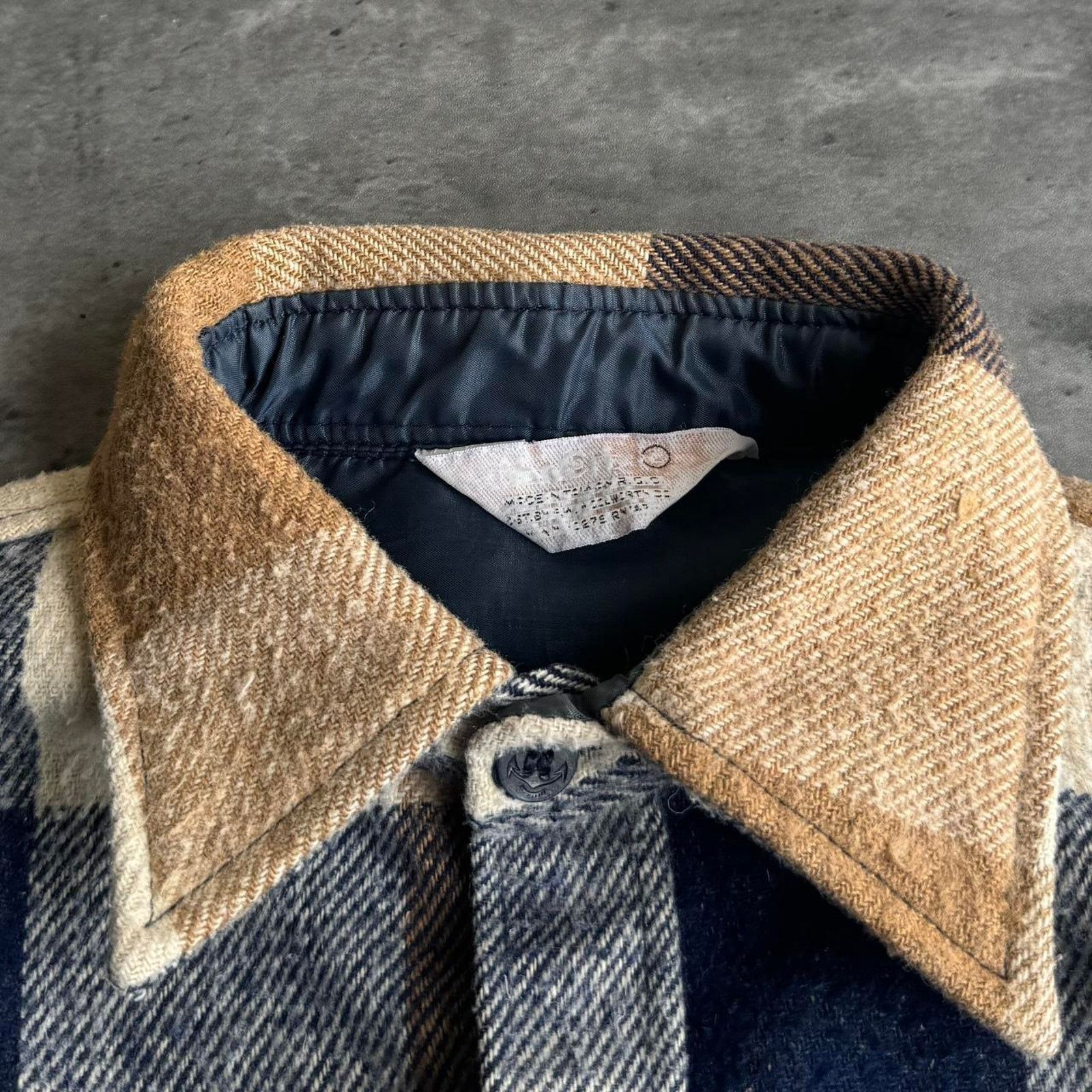 Flannel × Vintage Vintage 1990s Heavyweight Flannel Jacket Size US L / EU 52-54 / 3 - 4 Thumbnail