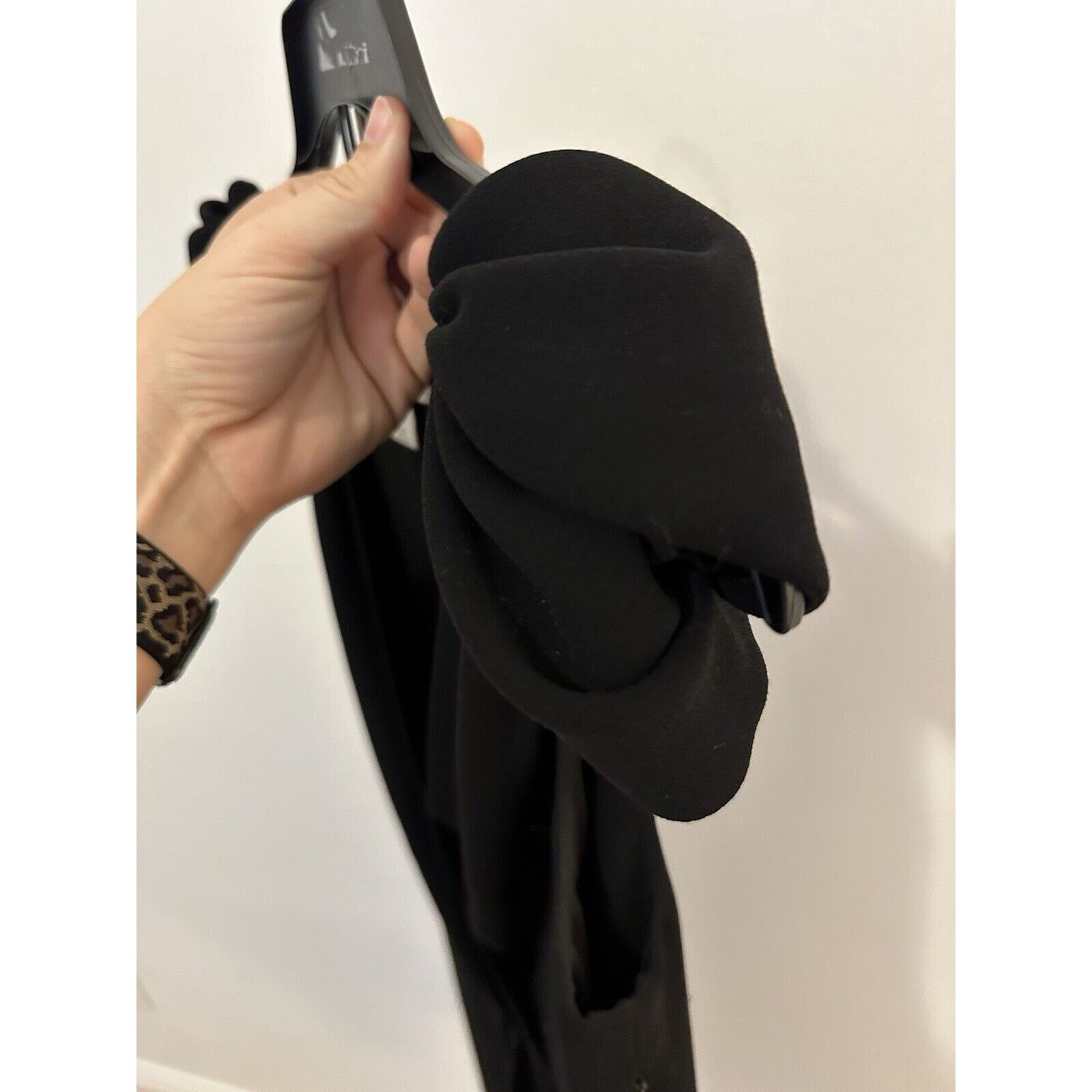 Loft Ann Taylor Black Dress Size 4P Petites Loft Bow V Neck Size S / US 4 / IT 40 - 5 Thumbnail