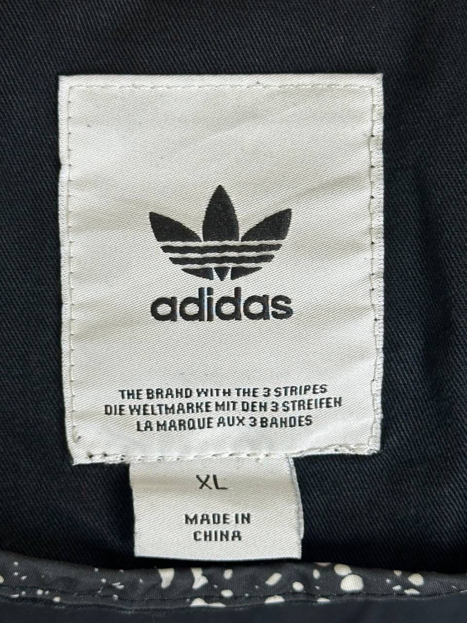 Adidas RARE ADIDAS WORLDWIDE LONG JACKET Size US XL / EU 56 / 4 - 10 Thumbnail
