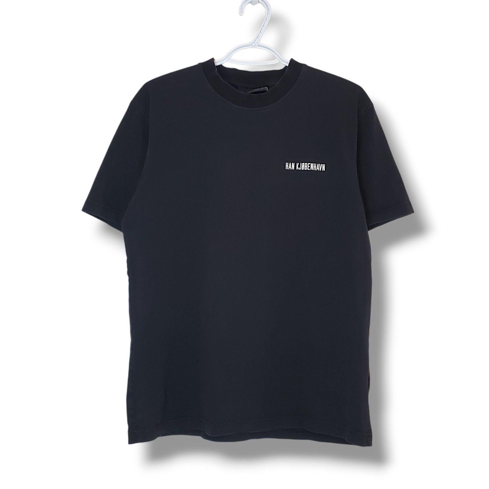 Han Kjobenhavn Han Kjobenhavn Spell Out Shirt Black Size M Size US M / EU 48-50 / 2 - 1 Thumbnail