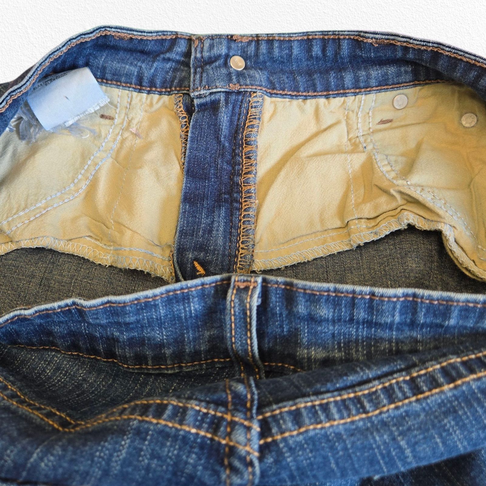 Levi's Levi's 512 Perfectly Shaping Bootcut Jeans Size 12 Size 34" / US 12 / IT 48 - 11 Thumbnail