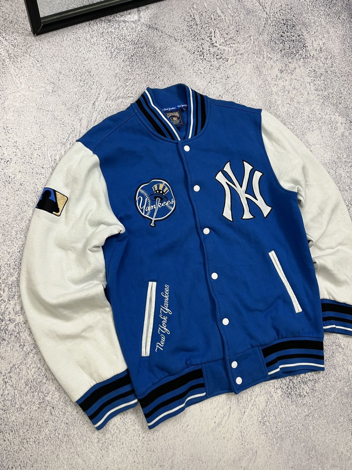 MLB × Majestic × New York Yankees Majestic New York Yankes Bomber Jacket Varsity MLB Rare Hype Size US L / EU 52-54 / 3 - 5 Thumbnail